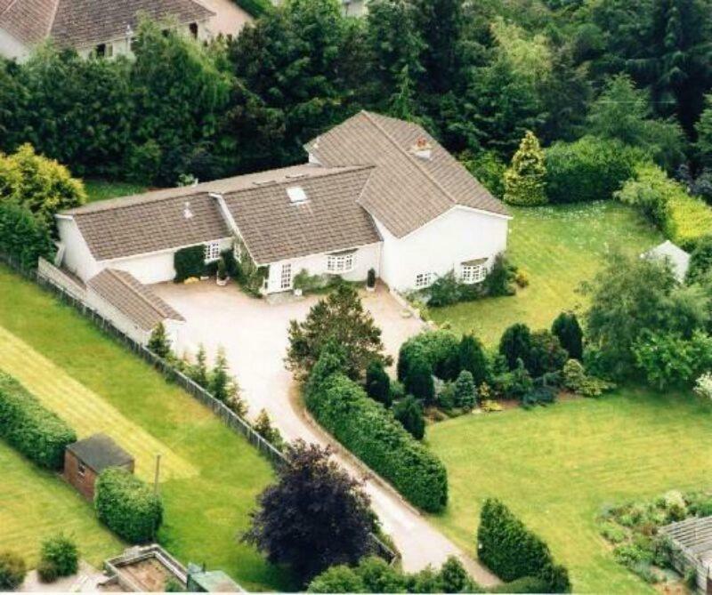 Отель Robinhill Garden Форрес Экстерьер фото